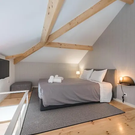 Sá De Noronha Mezzanine W Terrace