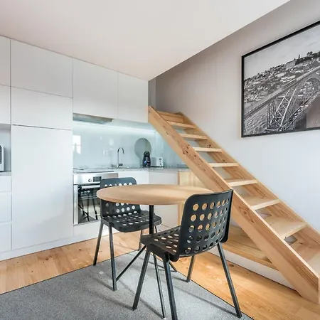 Sá De Noronha Mezzanine W Terrace Appartamento Oporto