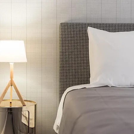 Sá De Noronha Mezzanine W Terrace *