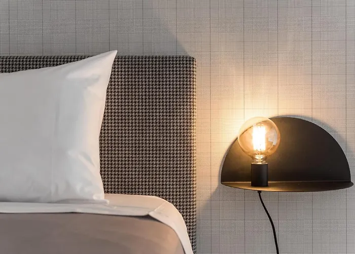 Sa De Noronha Mezzanine W Terrace *