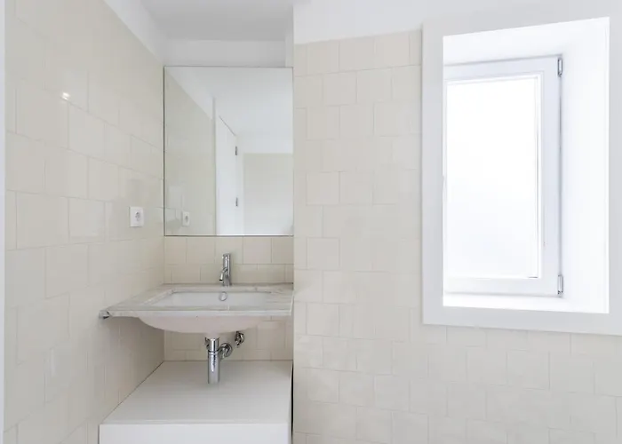 Sa De Noronha Mezzanine W Terrace شقة بورتو